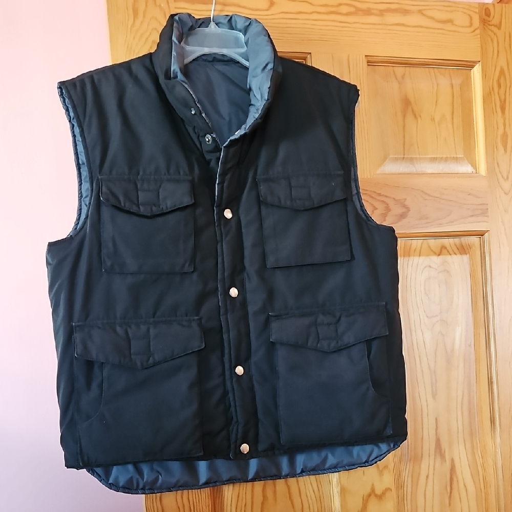 Hardy Amies Men's Reversible Vest